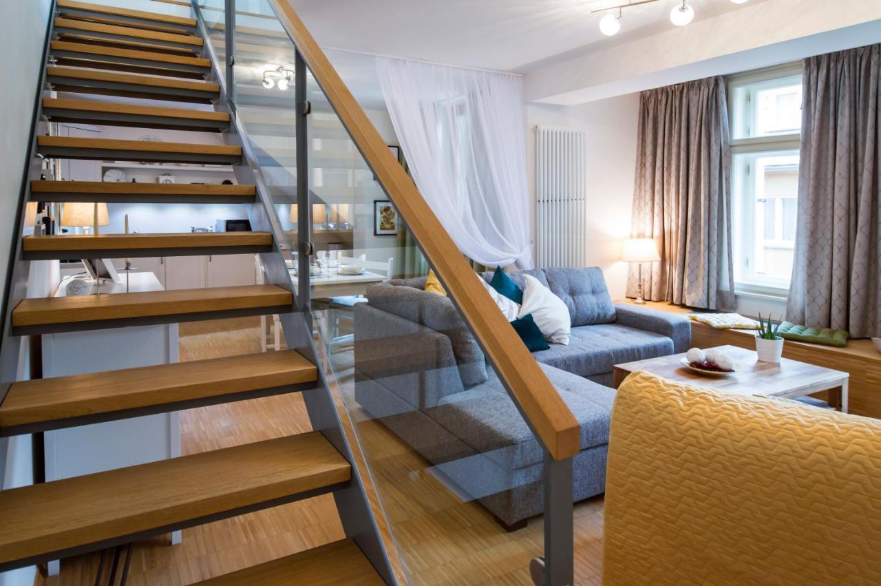 Modern Apartment Charvatova Prag Eksteriør billede